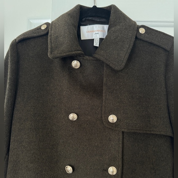 Gianni Feraud Green boxy fit military overcoat with black trims - Picture 2 of 5